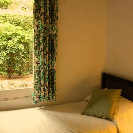 Flateli Apartament *
