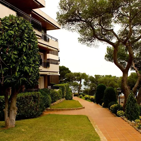 Flateli Apartament *